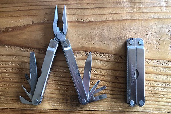 LEATHERMANの初代モデルPST